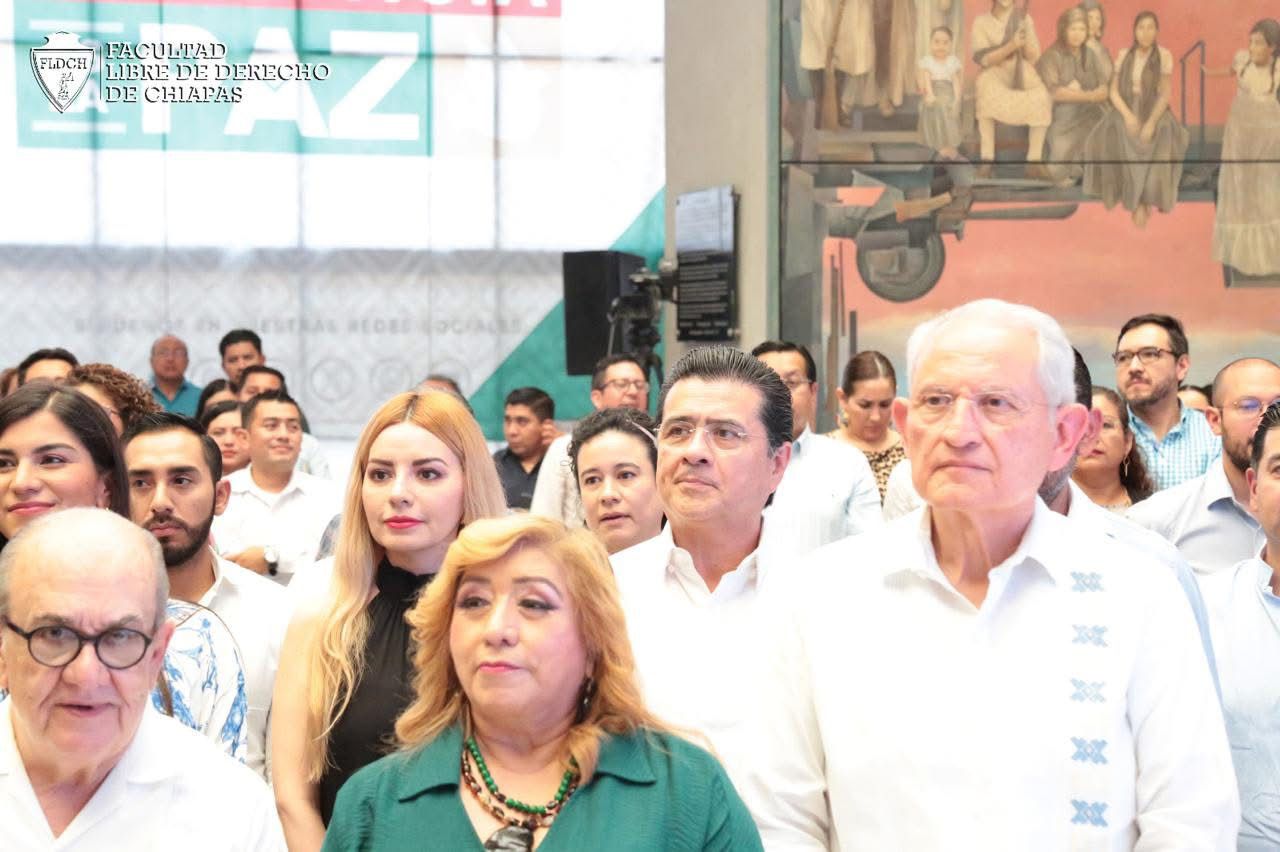 𝐋𝐚 𝐅𝐋𝐃𝐂𝐇 𝐩𝐫𝐞𝐬𝐞𝐧𝐭𝐞 𝐞𝐧 𝐞𝐬𝐩𝐚𝐜𝐢𝐨𝐬 𝐝𝐞 𝐫𝐞𝐟𝐥𝐞𝐱𝐢ó𝐧 𝐣𝐮𝐫í𝐝𝐢𝐜𝐚.