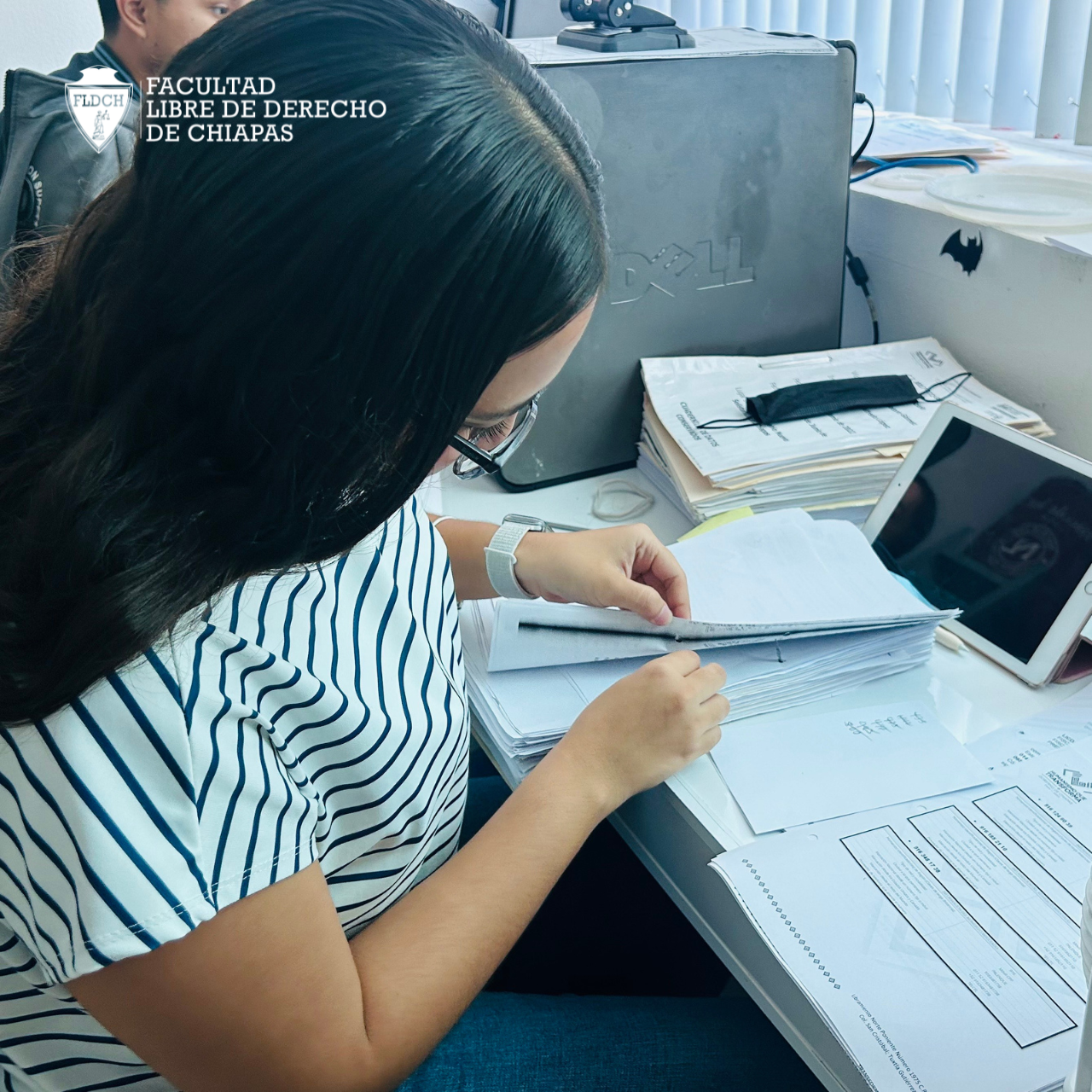 𝐅𝐨𝐫𝐦𝐚𝐧𝐝𝐨 𝐚 𝐥𝐨𝐬 𝐟𝐮𝐭𝐮𝐫𝐨𝐬 𝐥í𝐝𝐞𝐫𝐞𝐬 𝐝𝐞𝐥 𝐃𝐞𝐫𝐞𝐜𝐡𝐨 📚✨