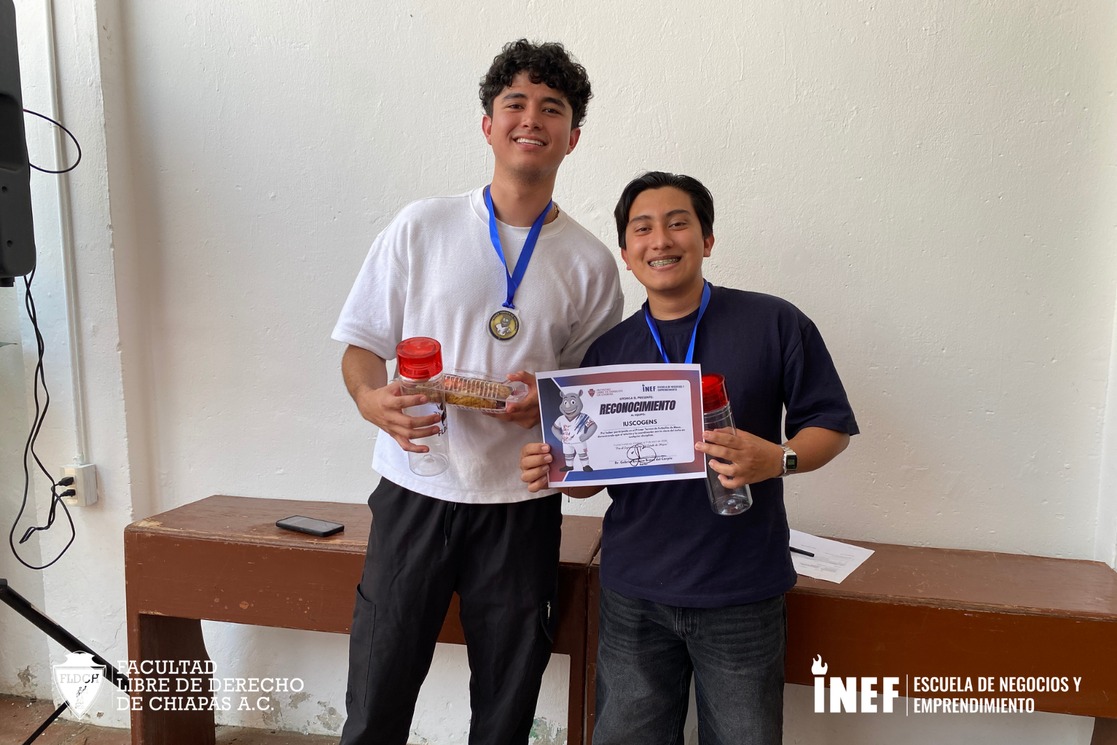 ¿Quién dijo que el fútbol solo se juega en la cancha? 