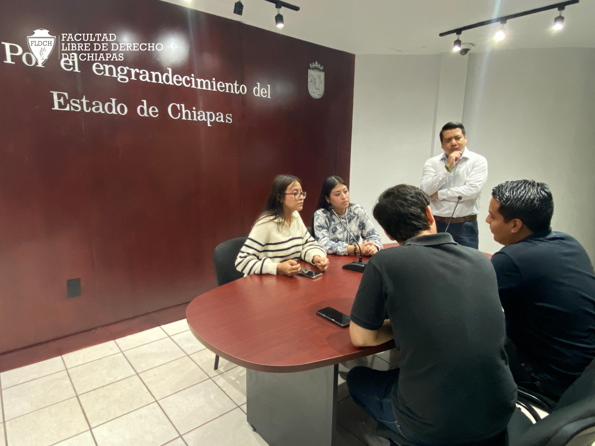 𝐃𝐞𝐥 𝐚𝐮𝐥𝐚 𝐚 𝐥𝐚 𝐩𝐫á𝐜𝐭𝐢𝐜𝐚: ¡𝐀𝐬í 𝐬𝐞 𝐟𝐨𝐫𝐦𝐚 𝐞𝐥 𝐟𝐮𝐭𝐮𝐫𝐨 𝐝𝐞 𝐥𝐚 𝐣𝐮𝐬𝐭𝐢𝐜𝐢𝐚!