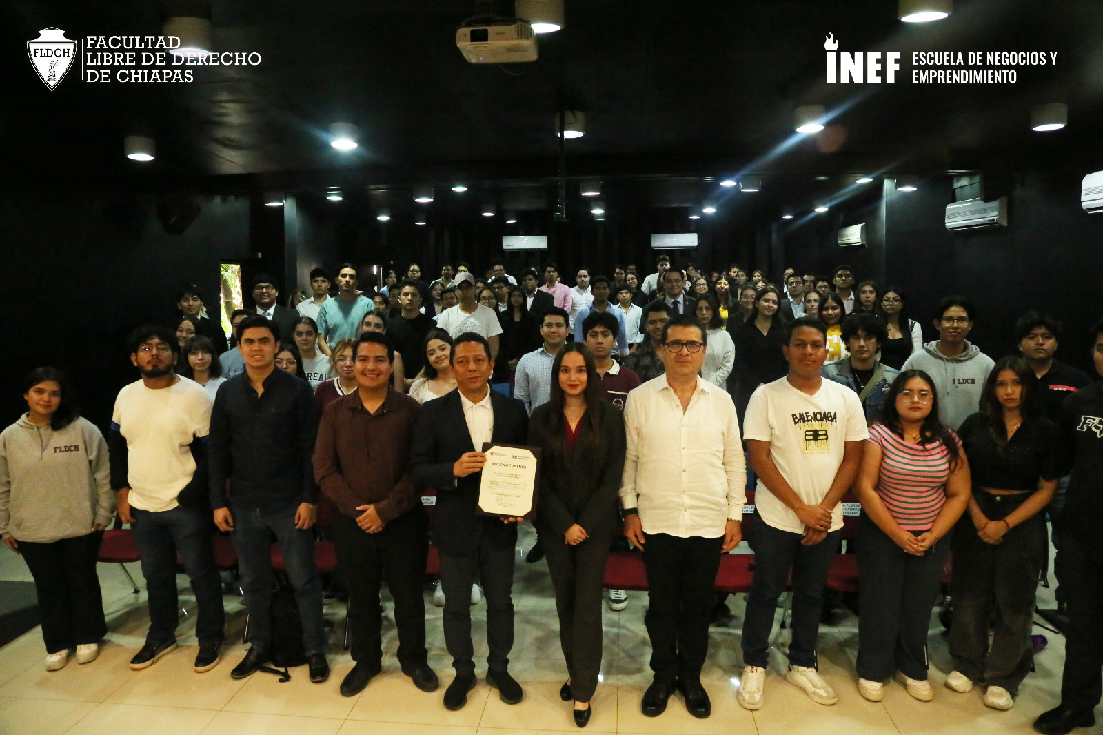 𝐂𝐚𝐩𝐚𝐜𝐢𝐭𝐚𝐜𝐢ó𝐧 𝐚𝐜𝐚𝐝é𝐦𝐢𝐜𝐚 𝐜𝐨𝐧𝐭𝐢𝐧𝐮𝐚